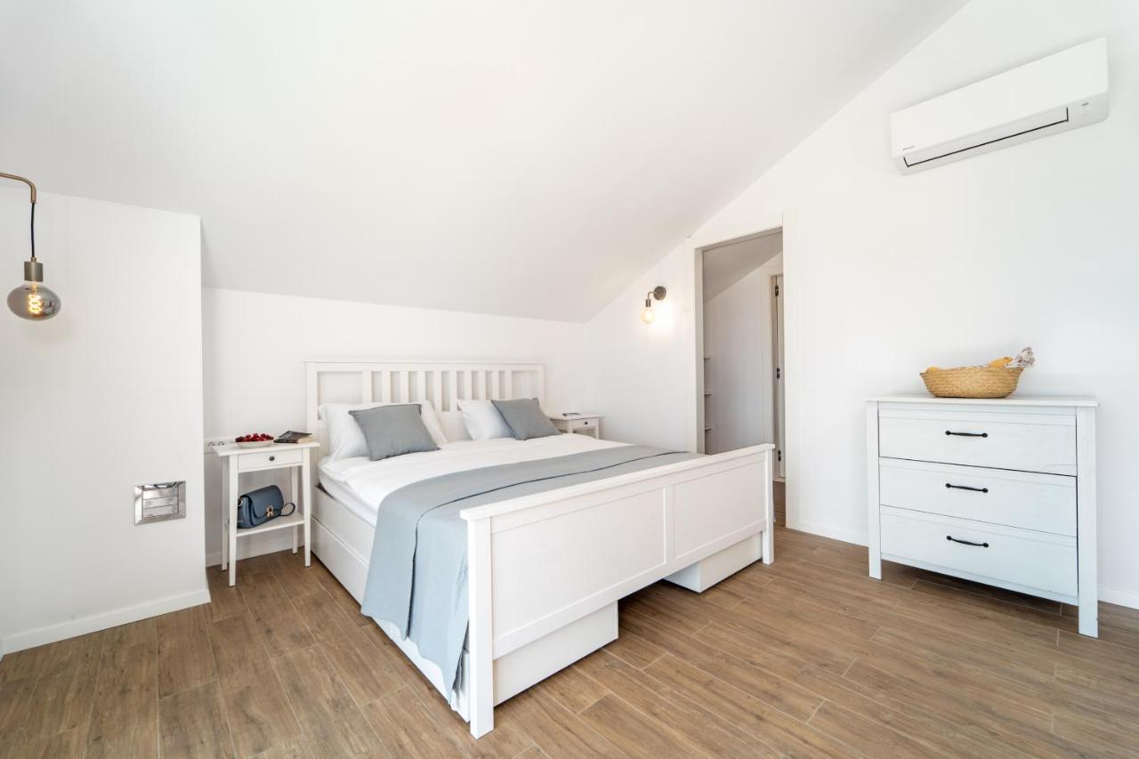 Villa Bruna Sumartin Extérieur photo